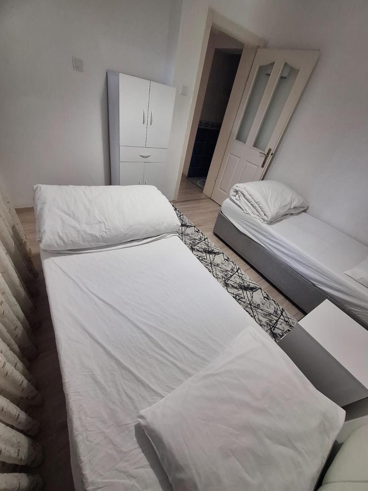3Ege Ueniversitesine Ve Hastane Ye Cok Yakin Aile Icin Uygun Bornova Zewnętrze zdjęcie